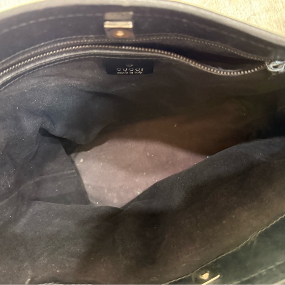 Vintage Gucci bucket purse - Picture 7 of 13